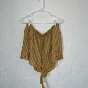 American Eagle Women's Mustard Striped Side Slit Shorts